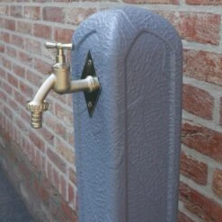 Waterzuil Met Kraan En Aansluiting - Grijs 9 Waterzuil Met Kraan En Aansluiting - Grijs -GroenLeven tuinpaal met waterkraan 1498043234 1 600