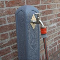 Waterzuil Met Kraan En Aansluiting - Grijs 8 Waterzuil Met Kraan En Aansluiting - Grijs -GroenLeven tuinpaal met waterkraan 1498043411 1 600