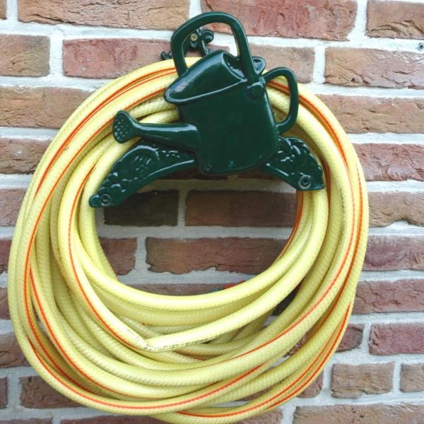 ESSCHERT DESIGN Tuinslanghouder Gieterdecoratie 3 ESSCHERT DESIGN Tuinslanghouder Gieterdecoratie